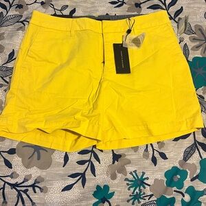 Brand New! Yellow Tommy Hilfiger Women's Shorts size 6